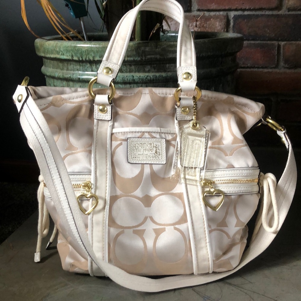 Coach Shay Hand/Shoulder Bag